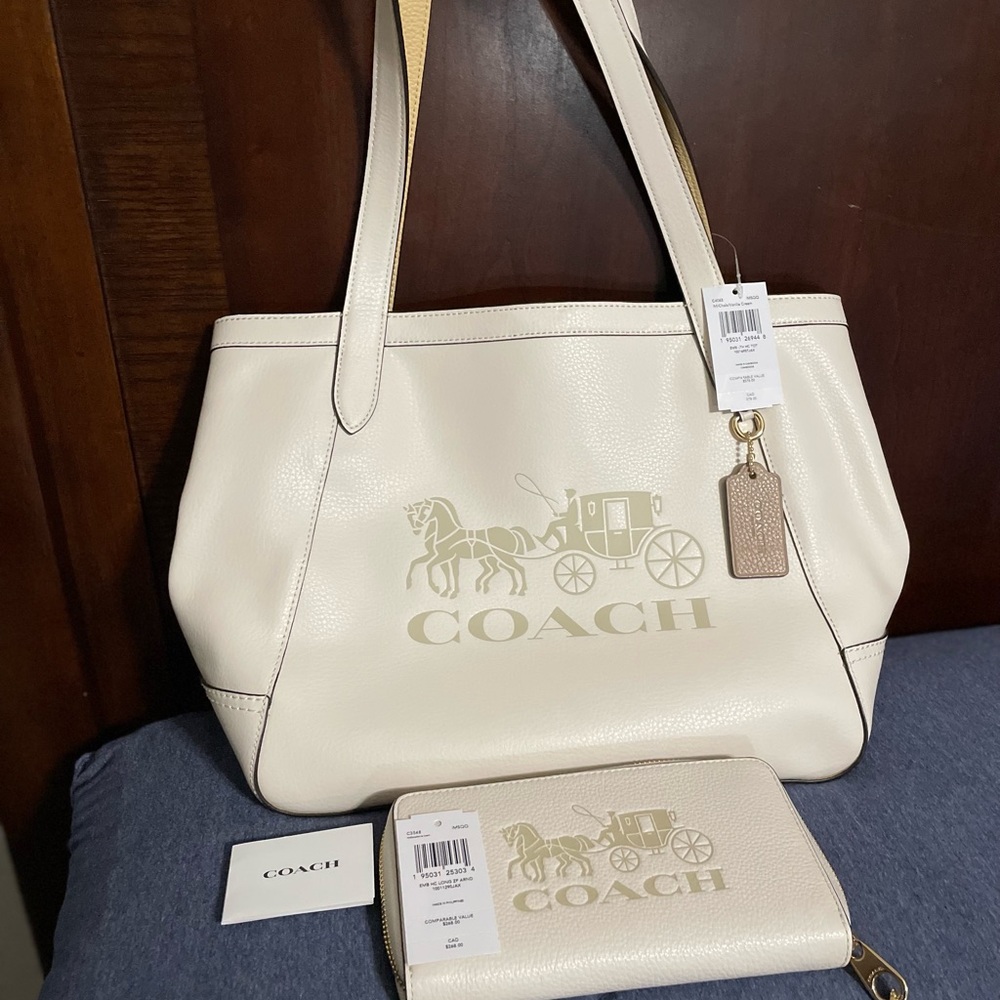 Coach purse with matching wallet